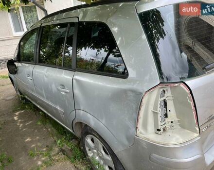 Серый Опель Зафира, объемом двигателя 1.6 л и пробегом 234 тыс. км за 2324 $, фото 10 на Automoto.ua