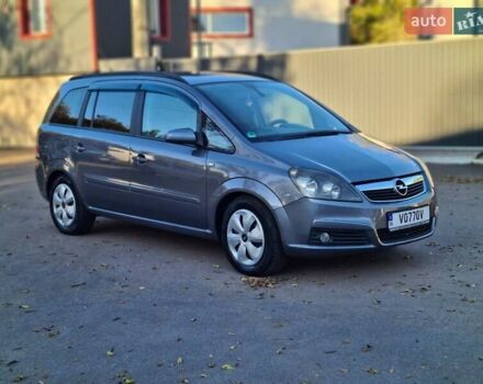 Сірий Опель Зафіра, об'ємом двигуна 1.9 л та пробігом 267 тис. км за 5800 $, фото 8 на Automoto.ua