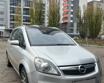 Серый Опель Зафира, объемом двигателя 1.9 л и пробегом 3 тыс. км за 2500 $, фото 1 на Automoto.ua