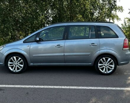 Сірий Опель Зафіра, об'ємом двигуна 1.9 л та пробігом 280 тис. км за 3600 $, фото 1 на Automoto.ua