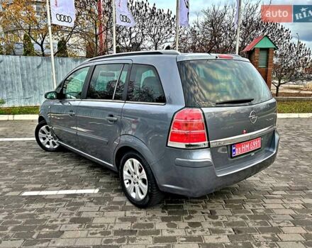 Серый Опель Зафира, объемом двигателя 1.8 л и пробегом 177 тыс. км за 5799 $, фото 6 на Automoto.ua