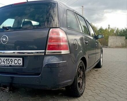 Сірий Опель Зафіра, об'ємом двигуна 2.2 л та пробігом 234 тис. км за 4800 $, фото 4 на Automoto.ua