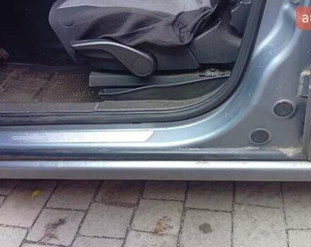 Серый Опель Зафира, объемом двигателя 1.9 л и пробегом 270 тыс. км за 4500 $, фото 4 на Automoto.ua