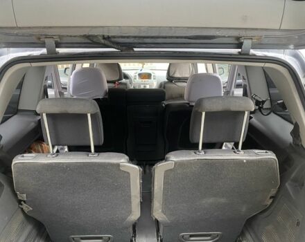 Серый Опель Зафира, объемом двигателя 1.9 л и пробегом 326 тыс. км за 5500 $, фото 10 на Automoto.ua