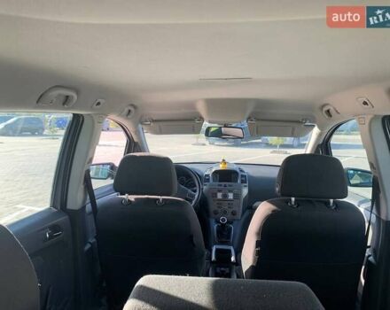 Серый Опель Зафира, объемом двигателя 1.9 л и пробегом 260 тыс. км за 5900 $, фото 23 на Automoto.ua