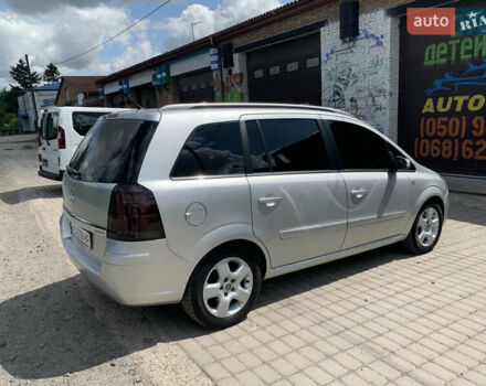 Серый Опель Зафира, объемом двигателя 1.9 л и пробегом 404 тыс. км за 6500 $, фото 4 на Automoto.ua