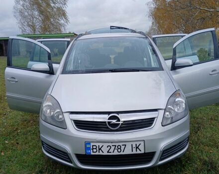 Опель Зафира 2006 в Луцке на Automoto.ua Серый Опель Зафира, объемом двигателя 1.6 л и пробегом 307 тыс. км за 4600 $, фото 4 на Automoto.ua