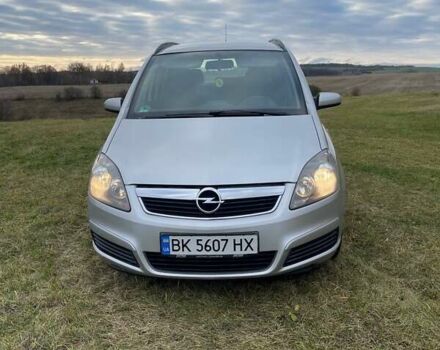 Серый Опель Зафира, объемом двигателя 1.8 л и пробегом 218 тыс. км за 4999 $, фото 15 на Automoto.ua