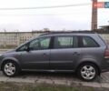 Серый Опель Зафира, объемом двигателя 1.9 л и пробегом 337 тыс. км за 2700 $, фото 3 на Automoto.ua