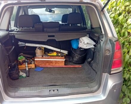 Серый Опель Зафира, объемом двигателя 0 л и пробегом 270 тыс. км за 4500 $, фото 6 на Automoto.ua