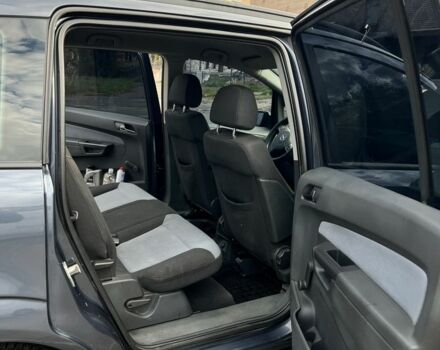 Серый Опель Зафира, объемом двигателя 1.6 л и пробегом 290 тыс. км за 5600 $, фото 6 на Automoto.ua