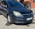 Серый Опель Зафира, объемом двигателя 2.2 л и пробегом 262 тыс. км за 6000 $, фото 1 на Automoto.ua
