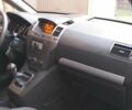 Серый Опель Зафира, объемом двигателя 1.6 л и пробегом 211 тыс. км за 5400 $, фото 21 на Automoto.ua