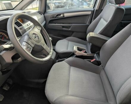 Серый Опель Зафира, объемом двигателя 0 л и пробегом 176 тыс. км за 5500 $, фото 9 на Automoto.ua