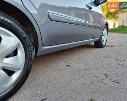 Сірий Опель Зафіра, об'ємом двигуна 1.9 л та пробігом 267 тис. км за 5800 $, фото 18 на Automoto.ua