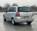 Серый Опель Зафира, объемом двигателя 1.9 л и пробегом 426 тыс. км за 2300 $, фото 2 на Automoto.ua