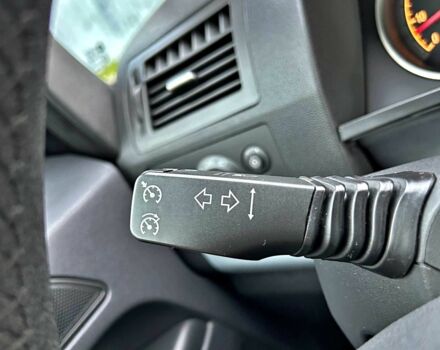 Сірий Опель Зафіра, об'ємом двигуна 1.8 л та пробігом 177 тис. км за 5799 $, фото 18 на Automoto.ua