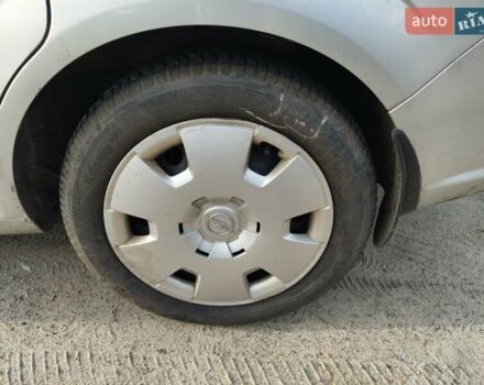 Серый Опель Зафира, объемом двигателя 1.8 л и пробегом 214 тыс. км за 5200 $, фото 29 на Automoto.ua