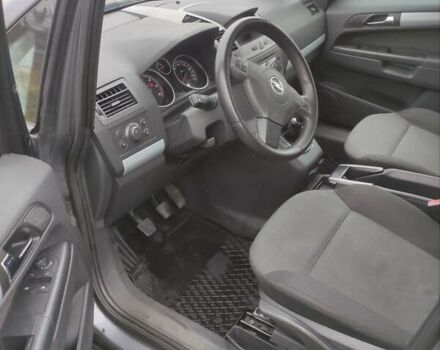 Серый Опель Зафира, объемом двигателя 1.9 л и пробегом 337 тыс. км за 2700 $, фото 11 на Automoto.ua