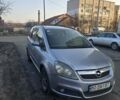 Серый Опель Зафира, объемом двигателя 1.91 л и пробегом 290 тыс. км за 4500 $, фото 1 на Automoto.ua