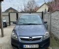 Серый Опель Зафира, объемом двигателя 1.91 л и пробегом 517 тыс. км за 3700 $, фото 1 на Automoto.ua