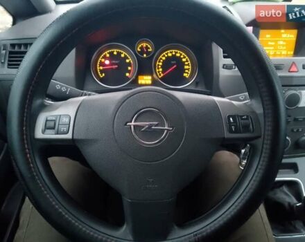 Сірий Опель Зафіра, об'ємом двигуна 1.6 л та пробігом 270 тис. км за 5500 $, фото 17 на Automoto.ua