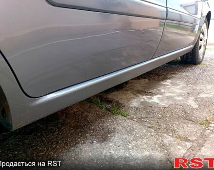 Серый Опель Зафира, объемом двигателя 1.9 л и пробегом 361 тыс. км за 4200 $, фото 9 на Automoto.ua