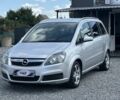 Серый Опель Зафира, объемом двигателя 1.8 л и пробегом 238 тыс. км за 5011 $, фото 1 на Automoto.ua