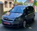 Серый Опель Зафира, объемом двигателя 1.6 л и пробегом 207 тыс. км за 6200 $, фото 1 на Automoto.ua