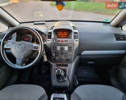 Сірий Опель Зафіра, об'ємом двигуна 1.9 л та пробігом 267 тис. км за 5800 $, фото 33 на Automoto.ua