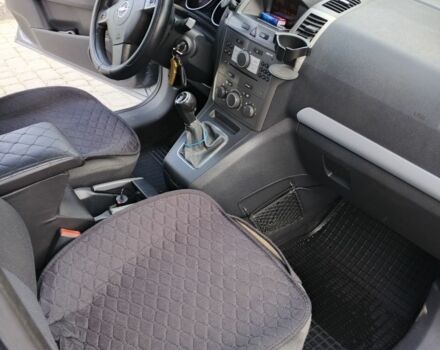 Серый Опель Зафира, объемом двигателя 1.8 л и пробегом 209 тыс. км за 5150 $, фото 13 на Automoto.ua