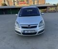 Серый Опель Зафира, объемом двигателя 1.9 л и пробегом 310 тыс. км за 2801 $, фото 1 на Automoto.ua