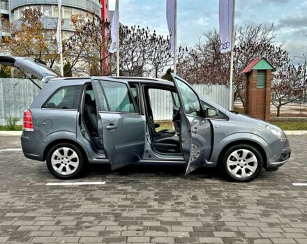 Сірий Опель Зафіра, об'ємом двигуна 1.8 л та пробігом 177 тис. км за 5799 $, фото 7 на Automoto.ua