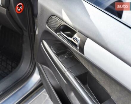 Серый Опель Зафира, объемом двигателя 1.9 л и пробегом 309 тыс. км за 4600 $, фото 33 на Automoto.ua