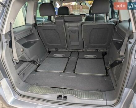 Серый Опель Зафира, объемом двигателя 1.8 л и пробегом 176 тыс. км за 5700 $, фото 14 на Automoto.ua