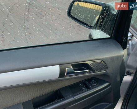 Опель Зафира 2006 в Сарнах на Automoto.ua Серый Опель Зафира, объемом двигателя 1.8 л и пробегом 223 тыс. км за 5800 $, фото 7 на Automoto.ua