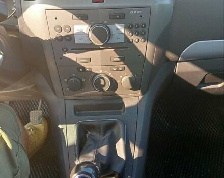 Серый Опель Зафира, объемом двигателя 1.8 л и пробегом 284 тыс. км за 5999 $, фото 8 на Automoto.ua