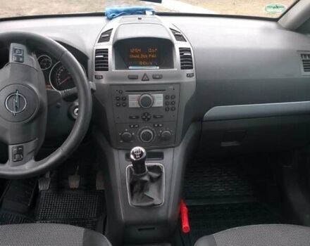 Сірий Опель Зафіра, об'ємом двигуна 1.8 л та пробігом 250 тис. км за 6000 $, фото 4 на Automoto.ua