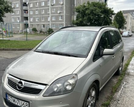 Серый Опель Зафира, объемом двигателя 1.9 л и пробегом 280 тыс. км за 3000 $, фото 1 на Automoto.ua