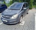 Серый Опель Зафира, объемом двигателя 1.9 л и пробегом 330 тыс. км за 4700 $, фото 1 на Automoto.ua