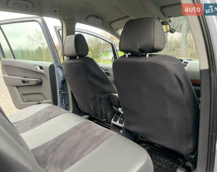 Серый Опель Зафира, объемом двигателя 1.9 л и пробегом 275 тыс. км за 4900 $, фото 34 на Automoto.ua