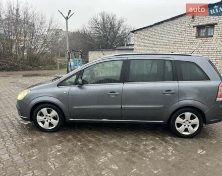 Серый Опель Зафира, объемом двигателя 1.9 л и пробегом 271 тыс. км за 2850 $, фото 12 на Automoto.ua