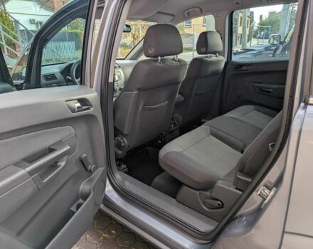 Серый Опель Зафира, объемом двигателя 0 л и пробегом 176 тыс. км за 5500 $, фото 11 на Automoto.ua