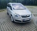 Серый Опель Зафира, объемом двигателя 1.8 л и пробегом 262 тыс. км за 5450 $, фото 1 на Automoto.ua