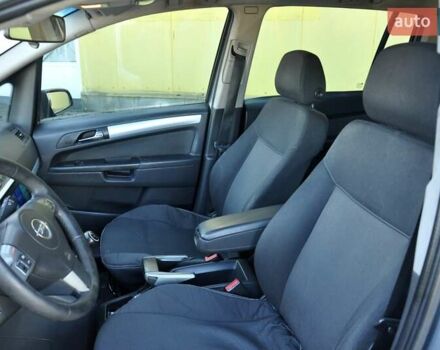 Опель Зафира 2006 в Львове на Automoto.ua Серый Опель Зафира, объемом двигателя 0 л и пробегом 385 тыс. км за 3900 $, фото 18 на Automoto.ua