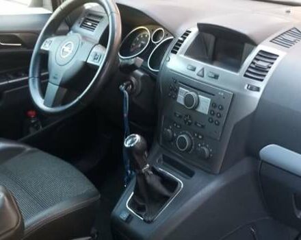 Серый Опель Зафира, объемом двигателя 1.8 л и пробегом 232 тыс. км за 5400 $, фото 31 на Automoto.ua