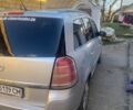 Серый Опель Зафира, объемом двигателя 1.6 л и пробегом 325 тыс. км за 4500 $, фото 1 на Automoto.ua