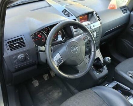 Сірий Опель Зафіра, об'ємом двигуна 1.91 л та пробігом 270 тис. км за 5300 $, фото 3 на Automoto.ua