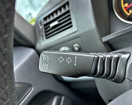 Серый Опель Зафира, объемом двигателя 1.8 л и пробегом 177 тыс. км за 5799 $, фото 21 на Automoto.ua