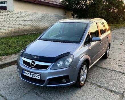 Сірий Опель Зафіра, об'ємом двигуна 1.6 л та пробігом 215 тис. км за 4999 $, фото 1 на Automoto.ua